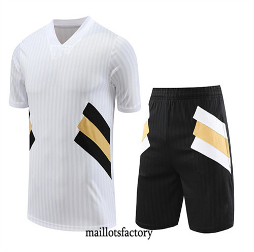 Kit d'entrainement Maillot du Juventus + Short 2023/24 Blanc factory 0534